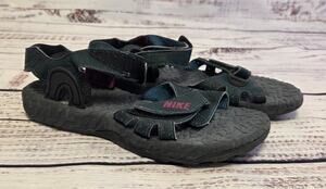 Nike ACG Air Deschutz Mens Sandals Size 7 Green Pink Hiking